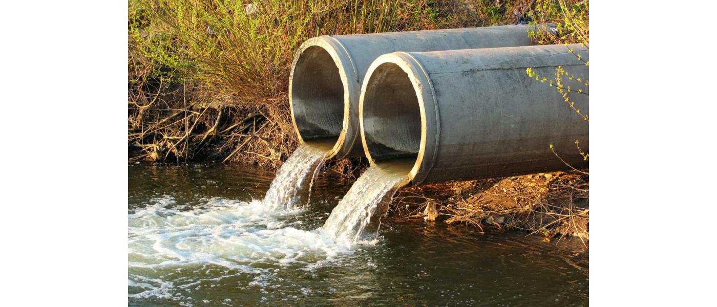 Syst�me de traitement des eaux us�es