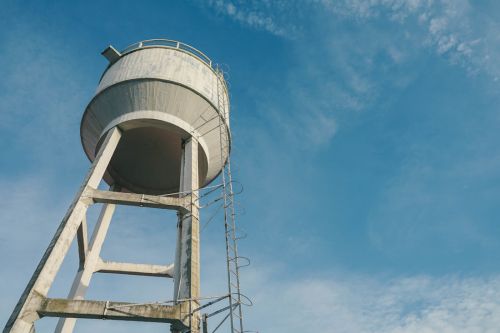 Mesurer le Niveau d'Eau dans un Ch�teau d'Eau 